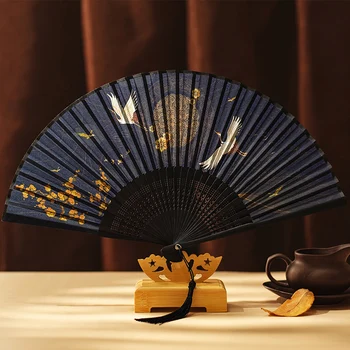 Веер Складной веер для танцев в китайском стиле, маленький ретро-складной классический костюм в японском стиле, ткань с кисточками