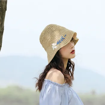 Модная корейская версия соломенной шляпы с вышивкой Маленькой маргариткой, женская летняя складная рыбацкая шляпа, солнцезащитная шляпа, пляжная шляпа